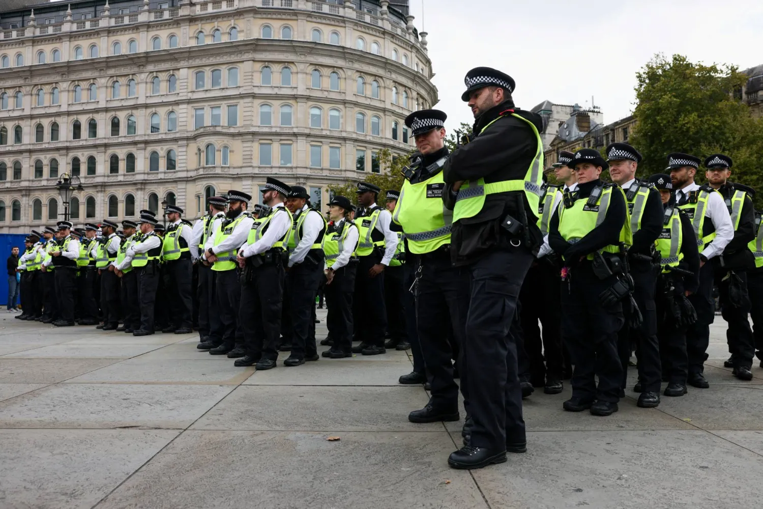 عناصر من شرطة لندن (رويترز)