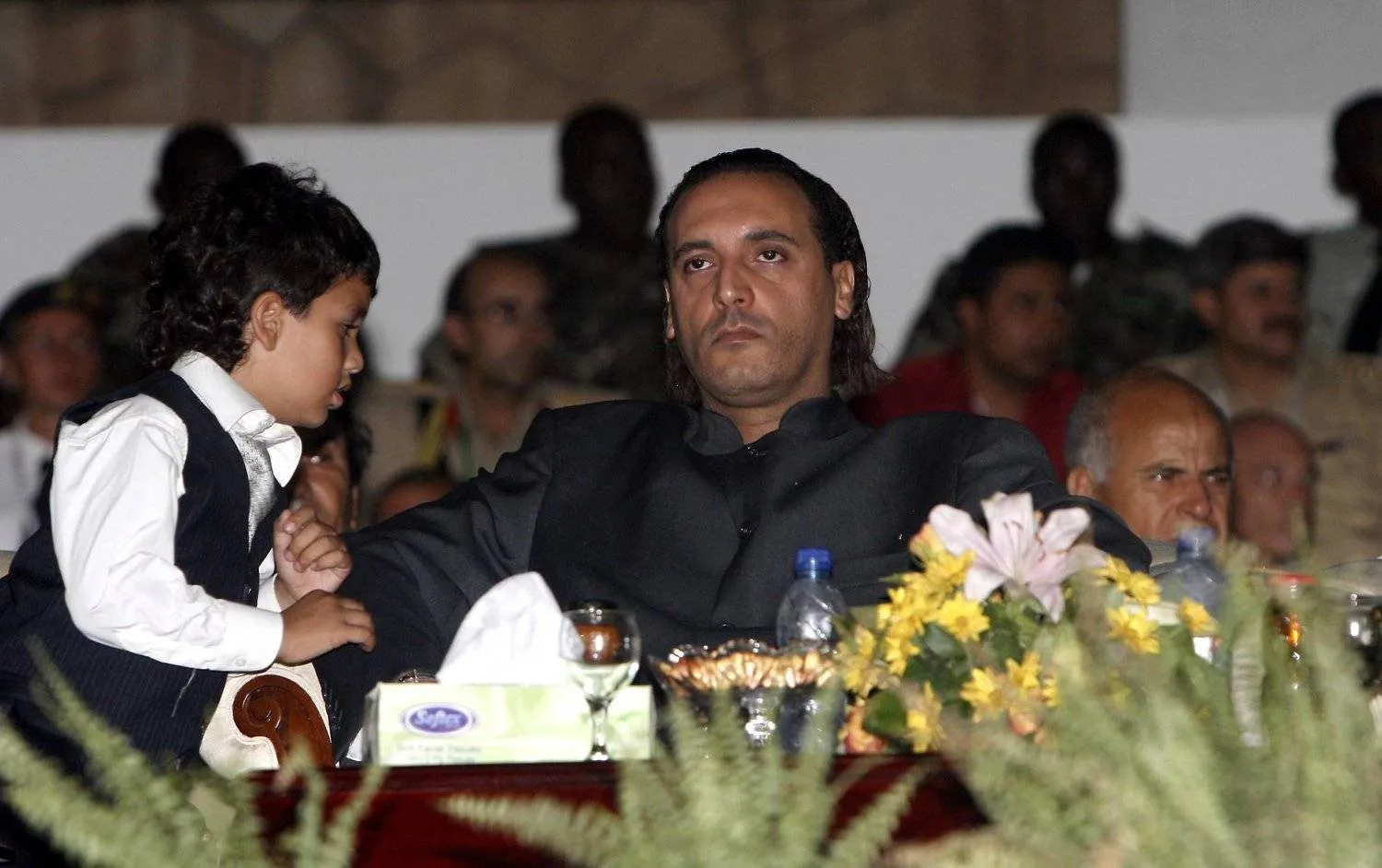 هانيبال القذافي خلال احتفال بالذكرى الـ40 لـ«الثورة الليبية» في 2 سبتمبر 2009 (أ.ف.ب)