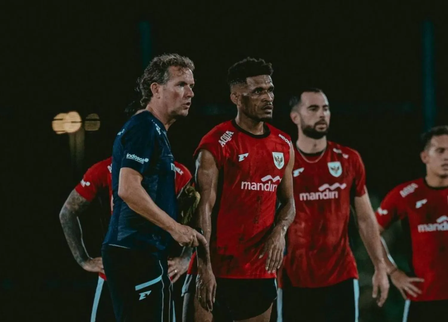 باتريك كلوفيرت سيعتمد على تشكيلته المعتادة بأسلوب 4-2-3-1 (الاتحاد الإندونيسي)