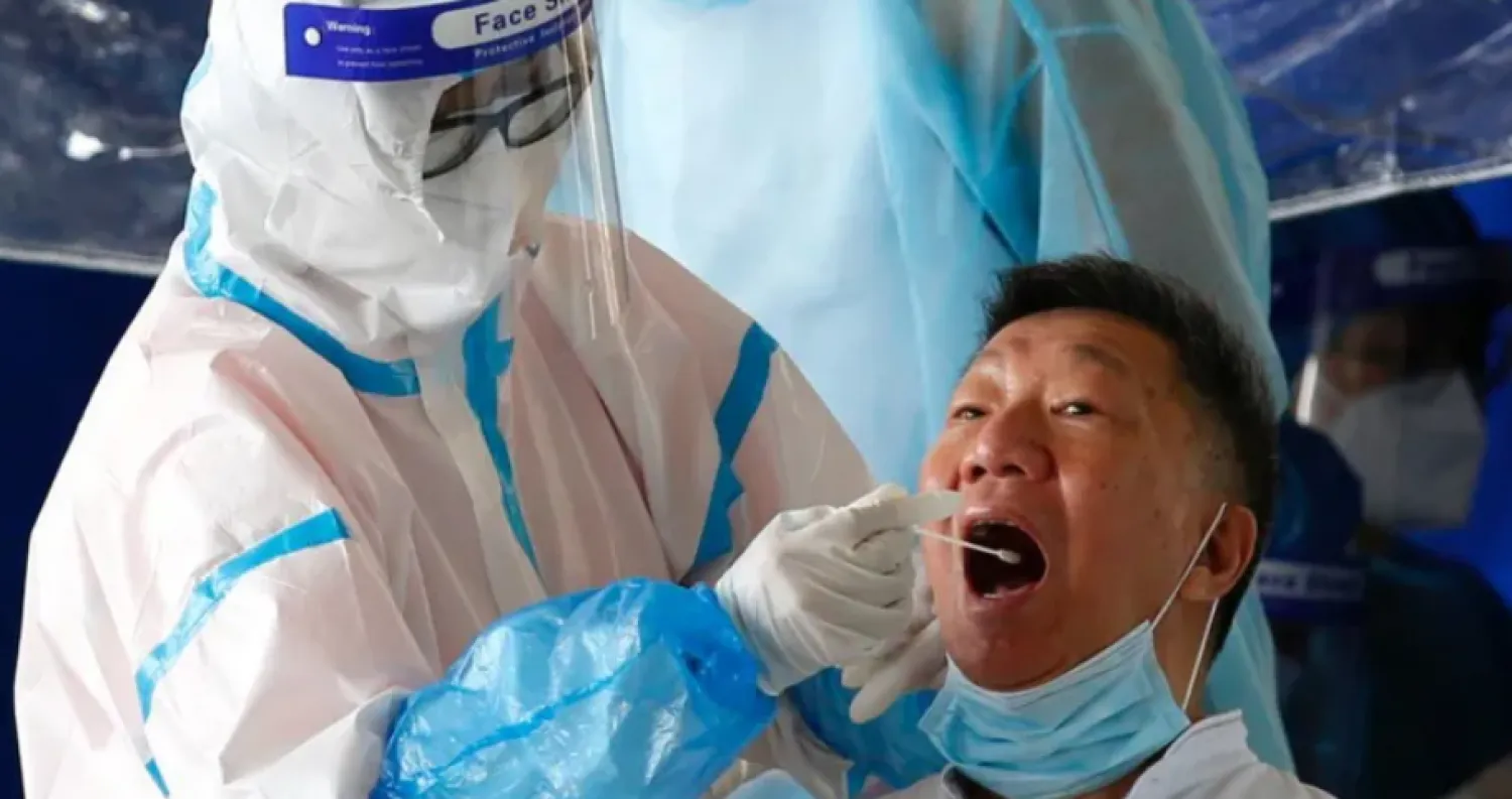 مسحة الخد قد تتنبأ بالسرطان قبل تطوره (رويترز)