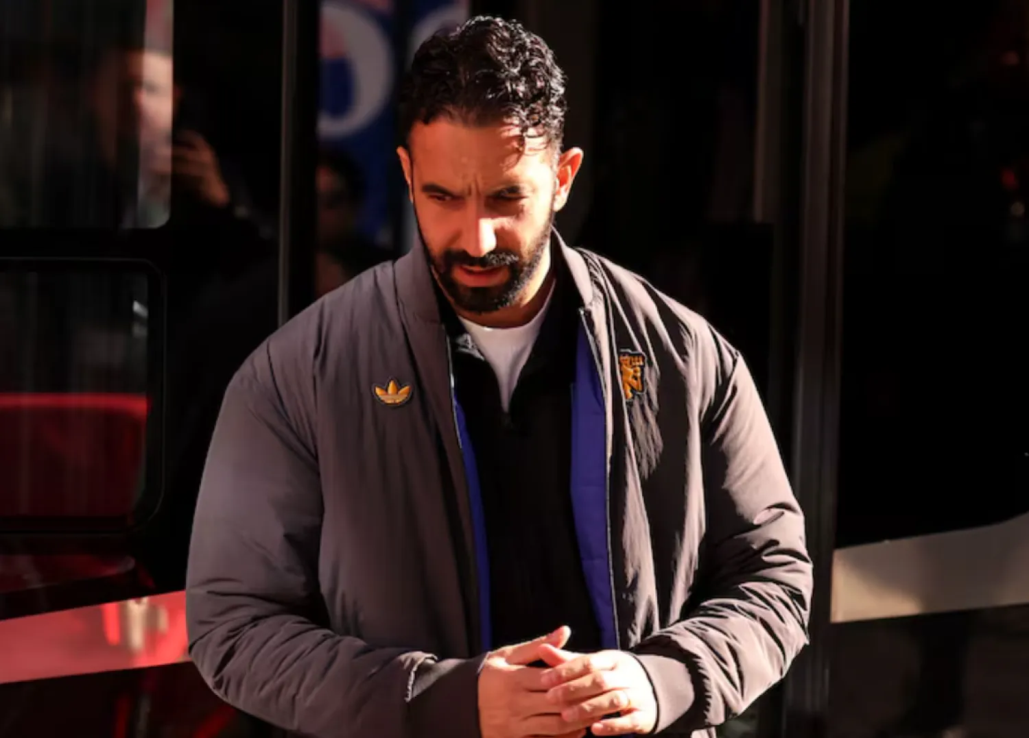 Soccer Football - Premier League - Brentford v Manchester United - GTech Community Stadium, London, Britain - September 27, 2025 Manchester United manager Ruben Amorim arrives before the match REUTERS/David Klein 