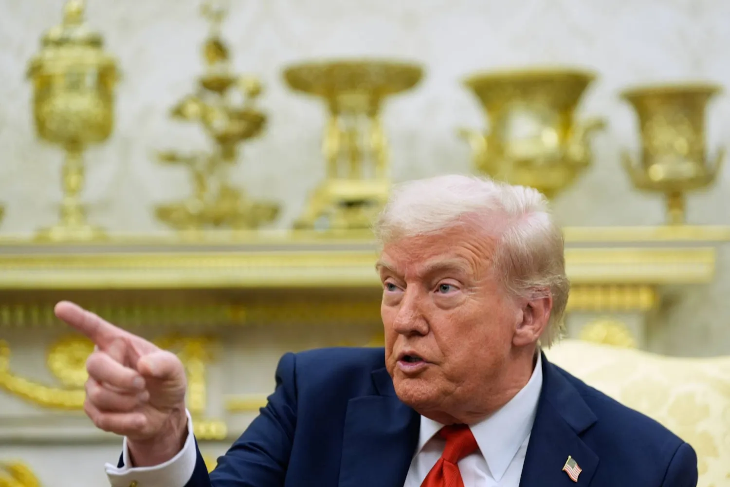 الرئيس الأميركي دونالد ترمب يتحدث من البيت الأبيض في واشنطن (أ.ب)