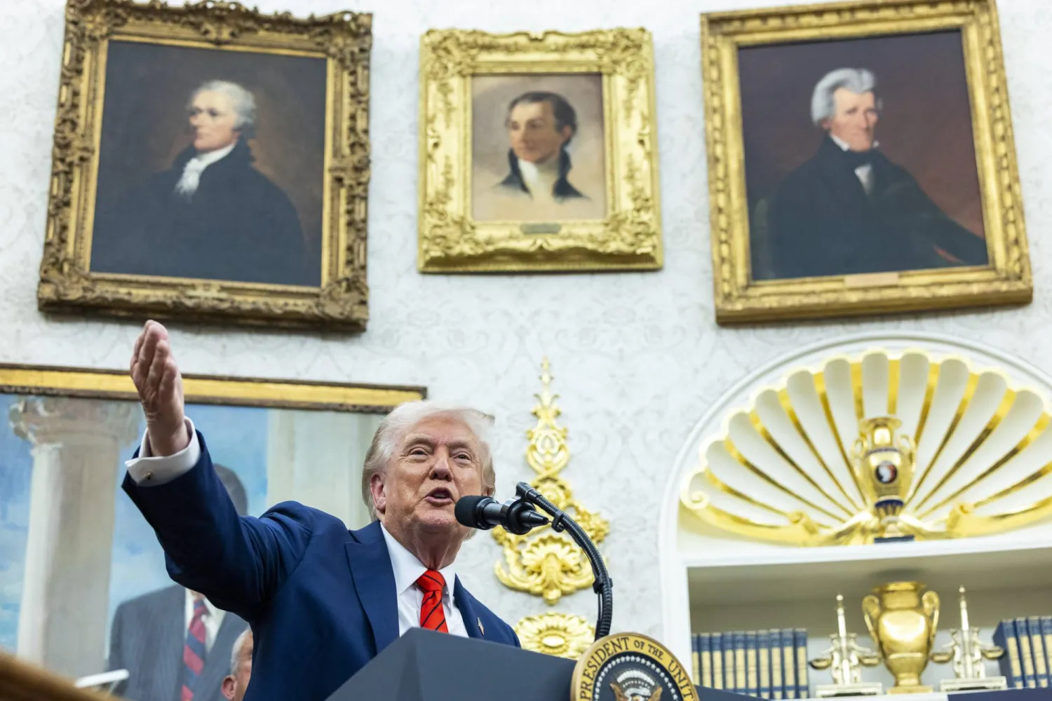 US President Donald Trump responds to a question from the news media in the Oval Office of the White House in Washington, DC, USA, 10 October 2025. EPA/SHAWN THEW / POOL