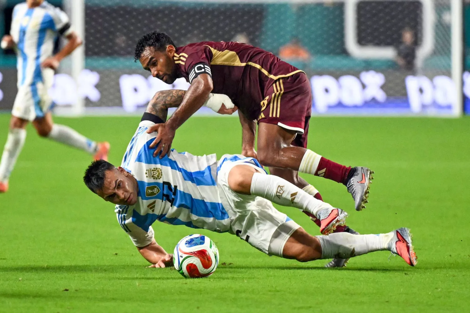 الأرجنتين هزمت فنزويلا وديّاً (أ.ف.ب)