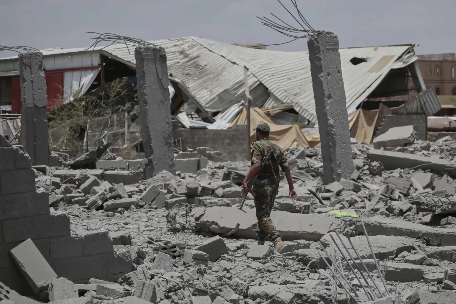 الحوثيون نجحوا في مهادنة الولايات المتحدة لكن مواجهتهم مع إسرائيل ما تزال مفتوحة (أ.ف.ب)