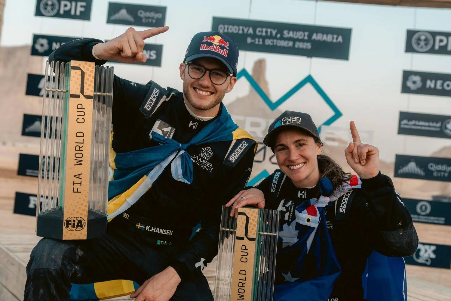 تتويج الثنائي كيفن هانسن ومولي تايلور من فريق جميل لرياضة المحركات (القدية)