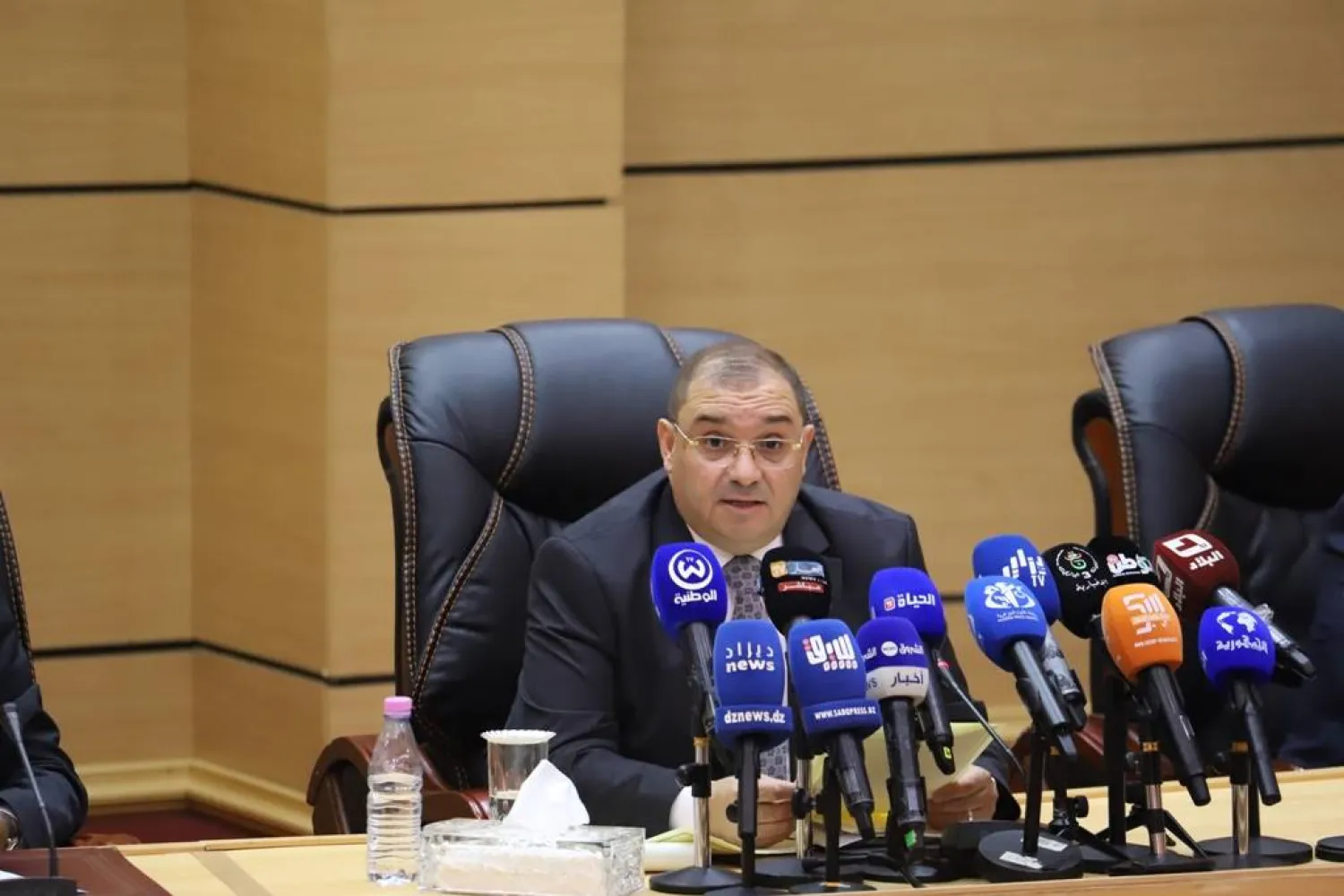 الجزائر: أوامر قضائية مشددة لمكافحة الجريمة وتمويل الإرهاب