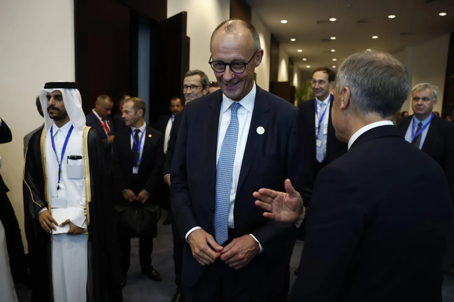 المستشار الألماني فريدريش ميرتس خلال اجتماع في شرم الشيخ بمصر في 13 أكتوبر 2025 (أ.ب)