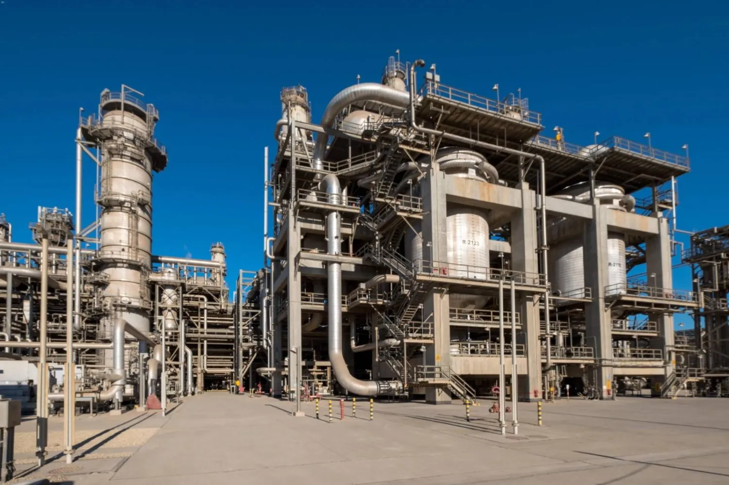 أحد المصانع التابعة لـ«سابك» (واس)