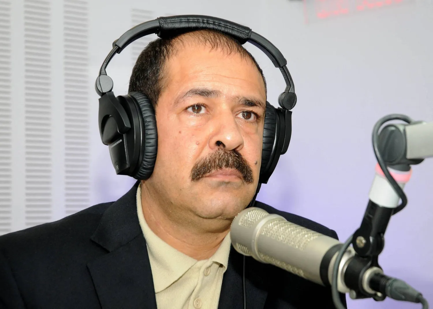 السياسي الراحل شكري بلعيد  (أ.ف.ب)