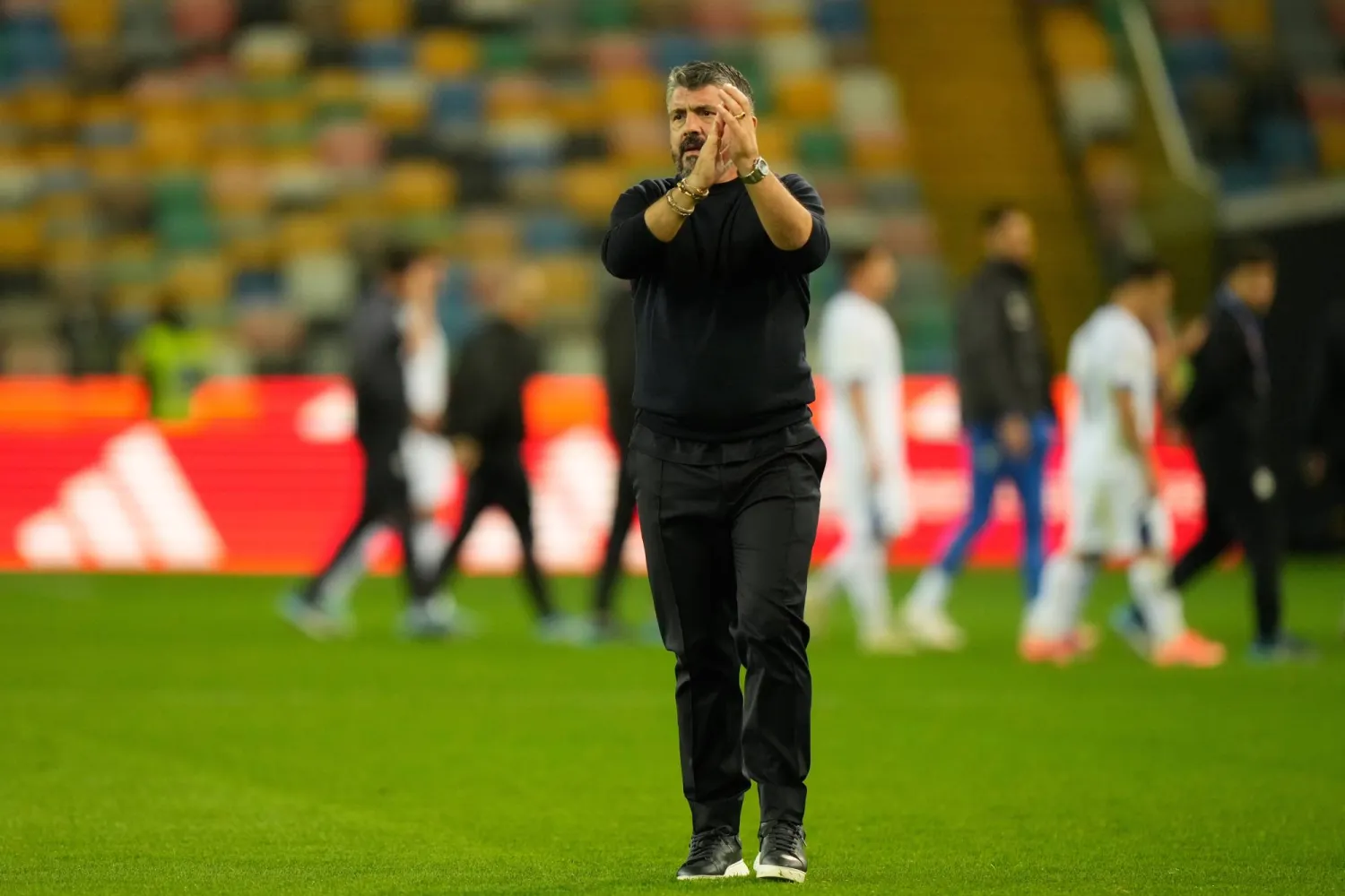 جينارو غاتوزو (أ.ب)