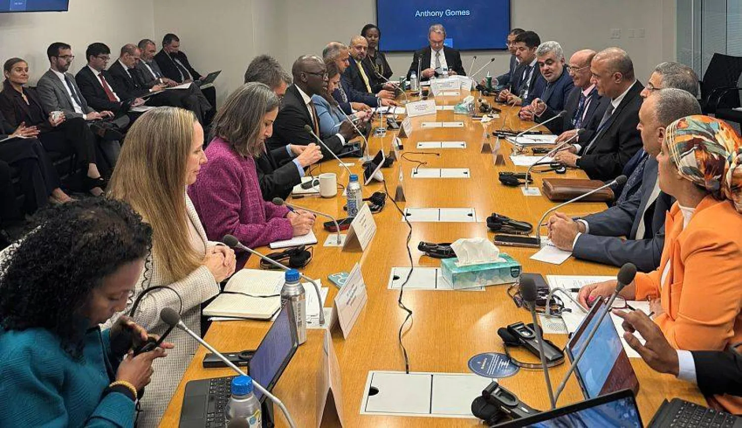 اجتماعات يمنية مكثفة في واشنطن لاستقطاب مزيد من الدعم للتنمية الاقتصادية (سبأ)