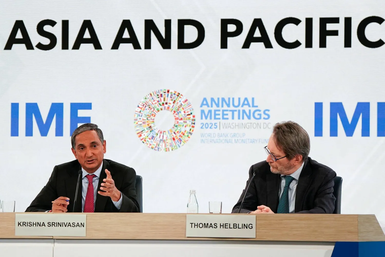 IMF Director of the Asia and Pacific Department Krishna Srinivasan and IMF Deputy Director of the Asia and Pacific Department Thomas Helbling attend an Asia Pacific Department press briefing at the IMF/World Bank 2025 Annual Meetings in Washington, D.C., US, October 16, 2025. REUTERS/Elizabeth Frantz