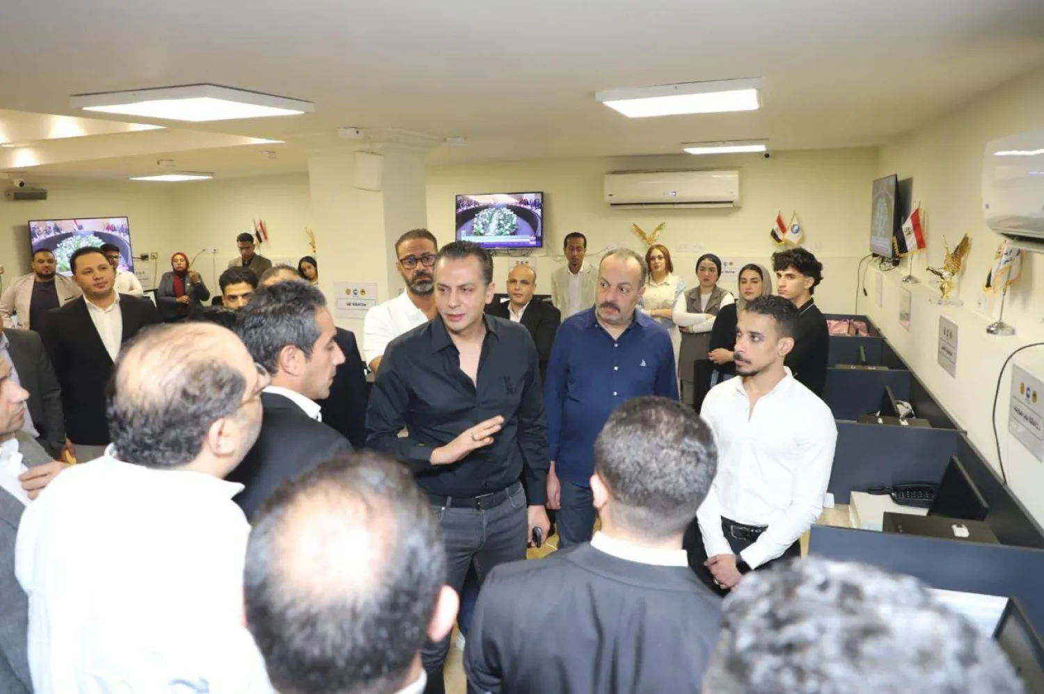 حزب «مستقل وطن» يتابع إجراءات ترشح أعضائه (الصفحة الرسمية للحزب)