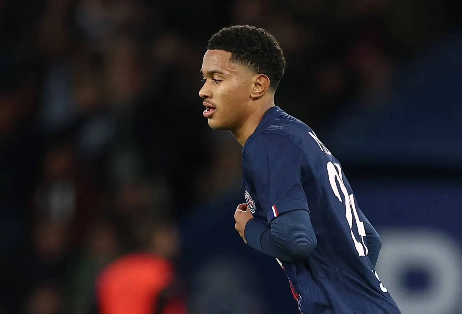 لاعب باريس سان جيرمان سيني مايولو (رويترز)