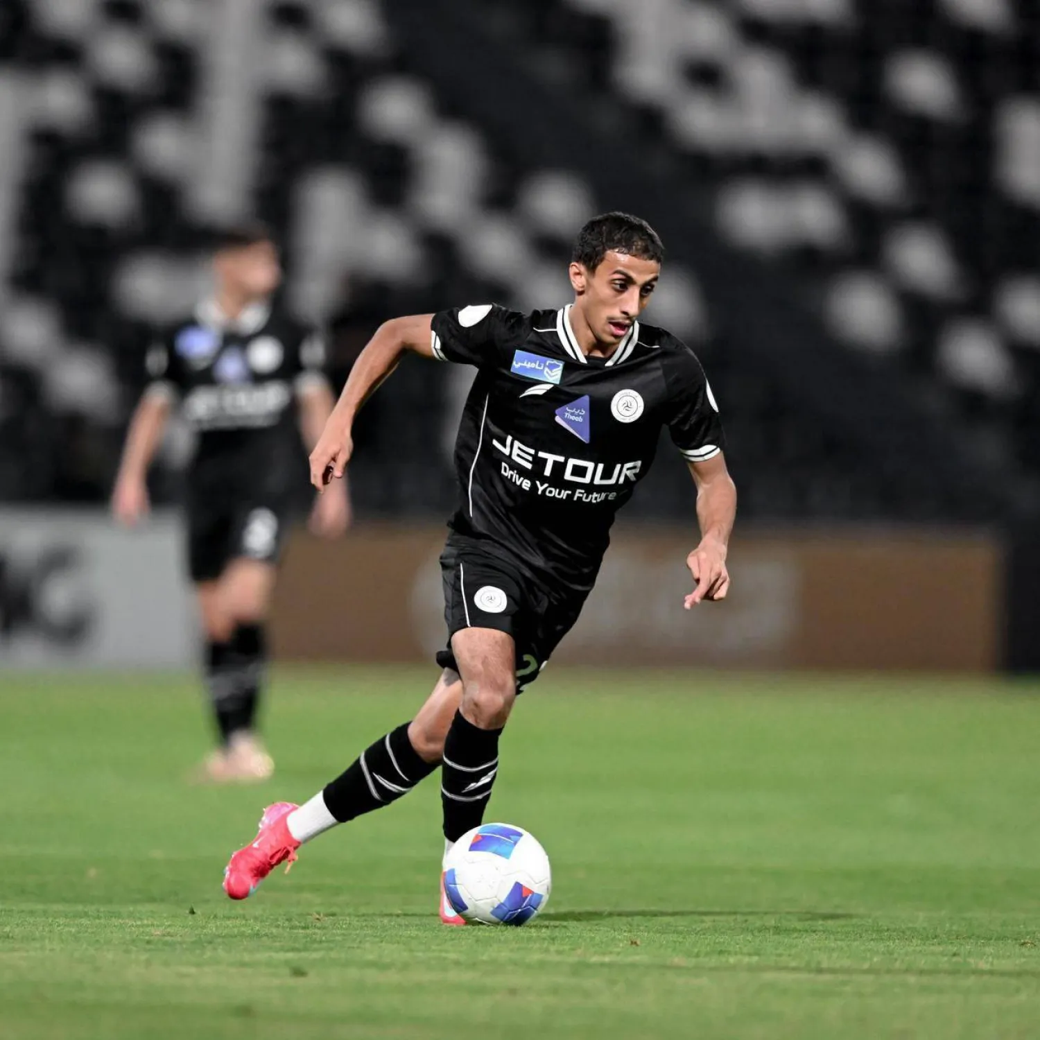 لاعب نادي الشباب همام الهمامي (نادي الشباب).