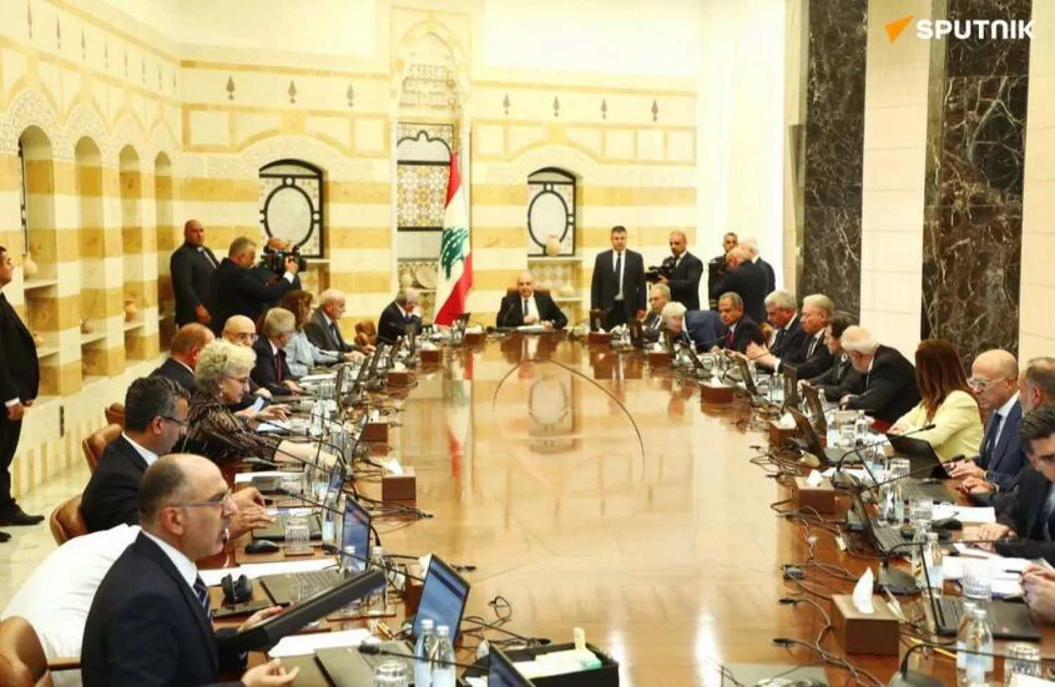 لبنان الرسمي أمام تحدٍ جدي (آر تي)