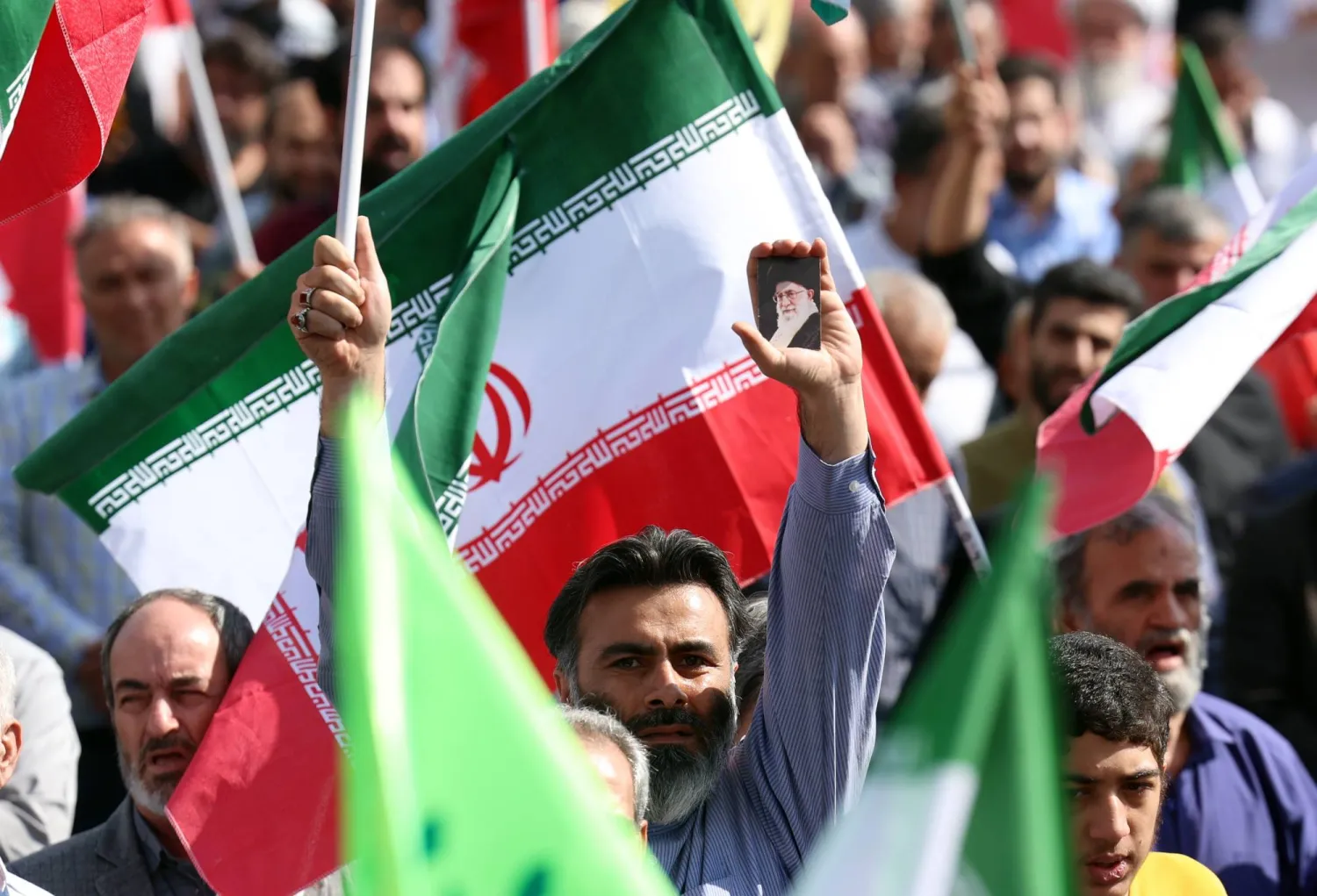 Iranians take part in a pro-Palestine rally in Tehran, Iran, 10 October 2025. (EPA)