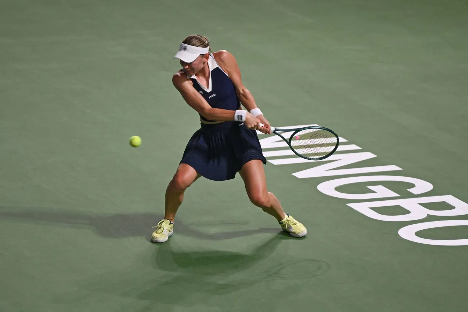 الروسية إيكاترينا ألكسندروفا إلى نهائي نينغبو (أ.ف.ب)