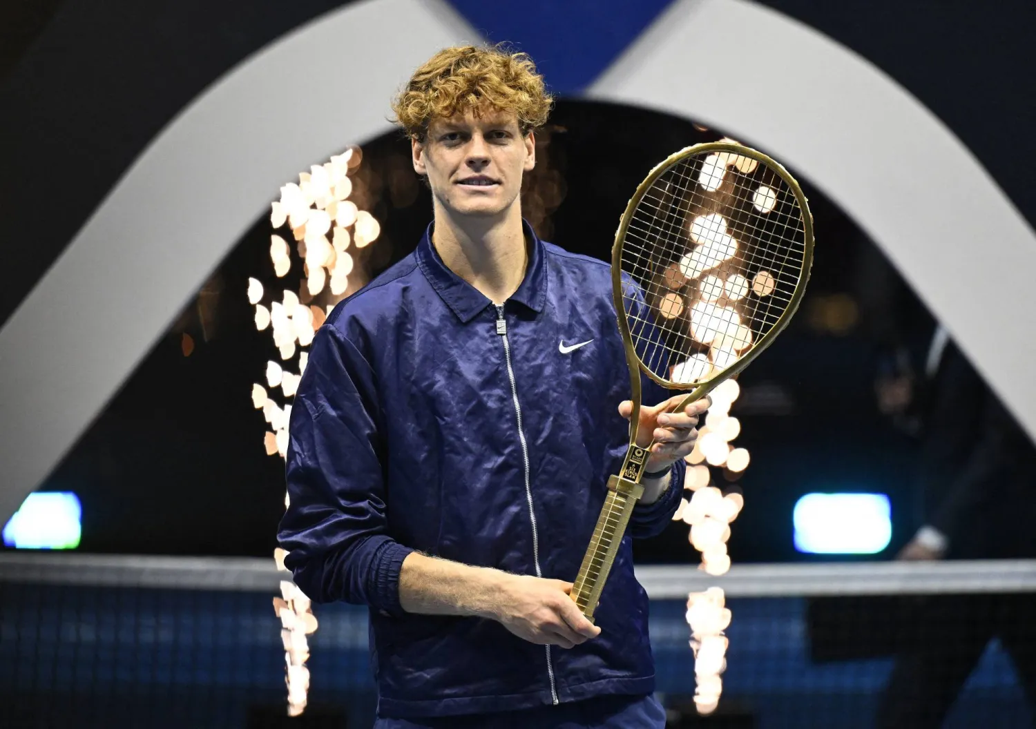 سينر بطل "الملوك الستة" (رويترز)