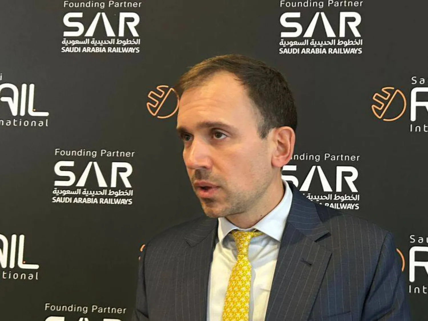 ترايكوفسكي متحدثاً إلى صحيفة «الشرق الأوسط» (الشرق الأوسط)