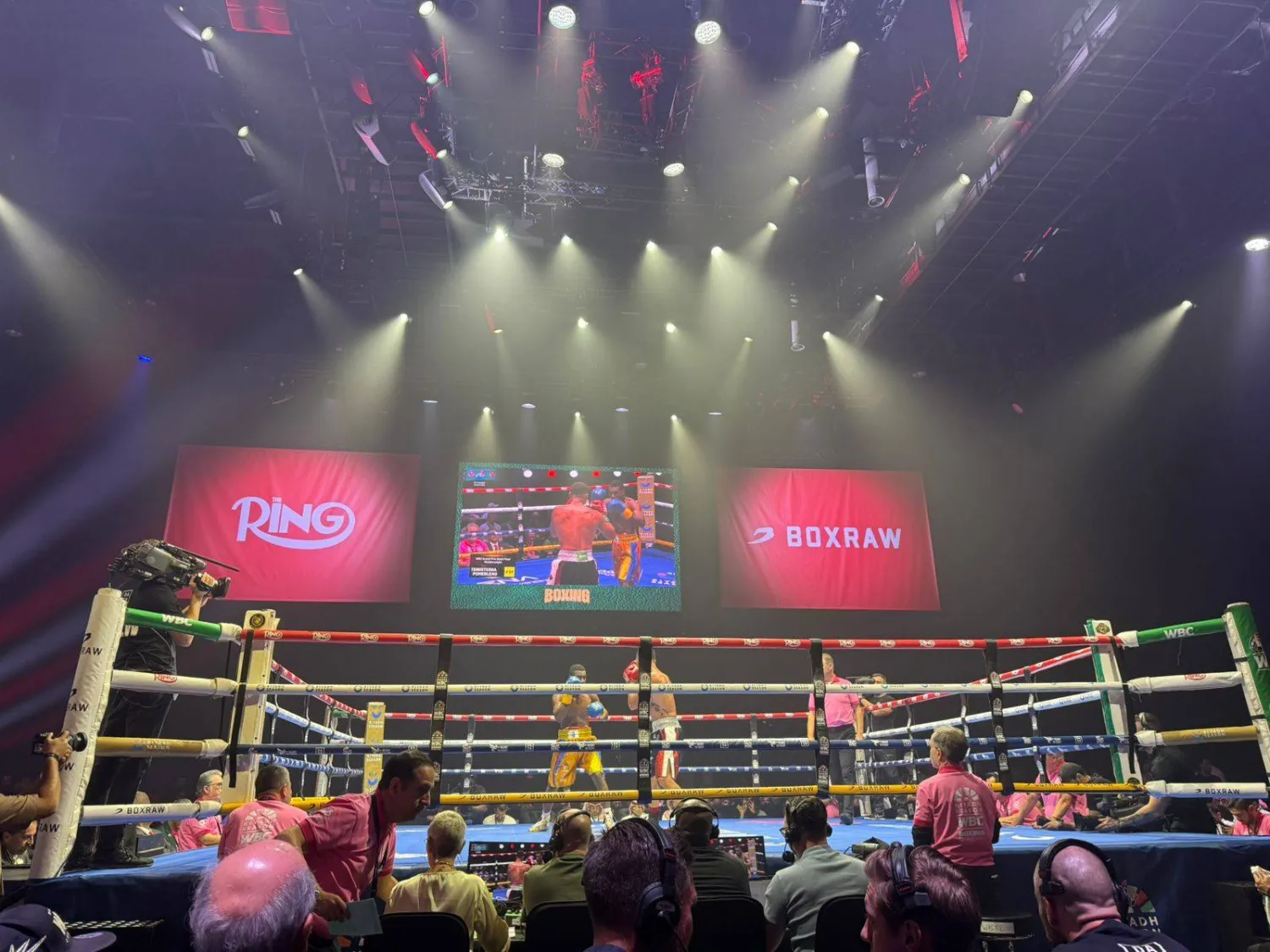 النزالات شملت أربع فئات وزنية (الشرق الأوسط)