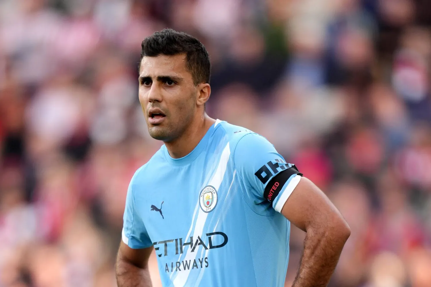 05 October 2025, United Kingdom, Brentford: Manchester City's Rodri pictured during the English Premier League soccer match between Brentford and Manchester City at the Gtech Community Stadium. (dpa)