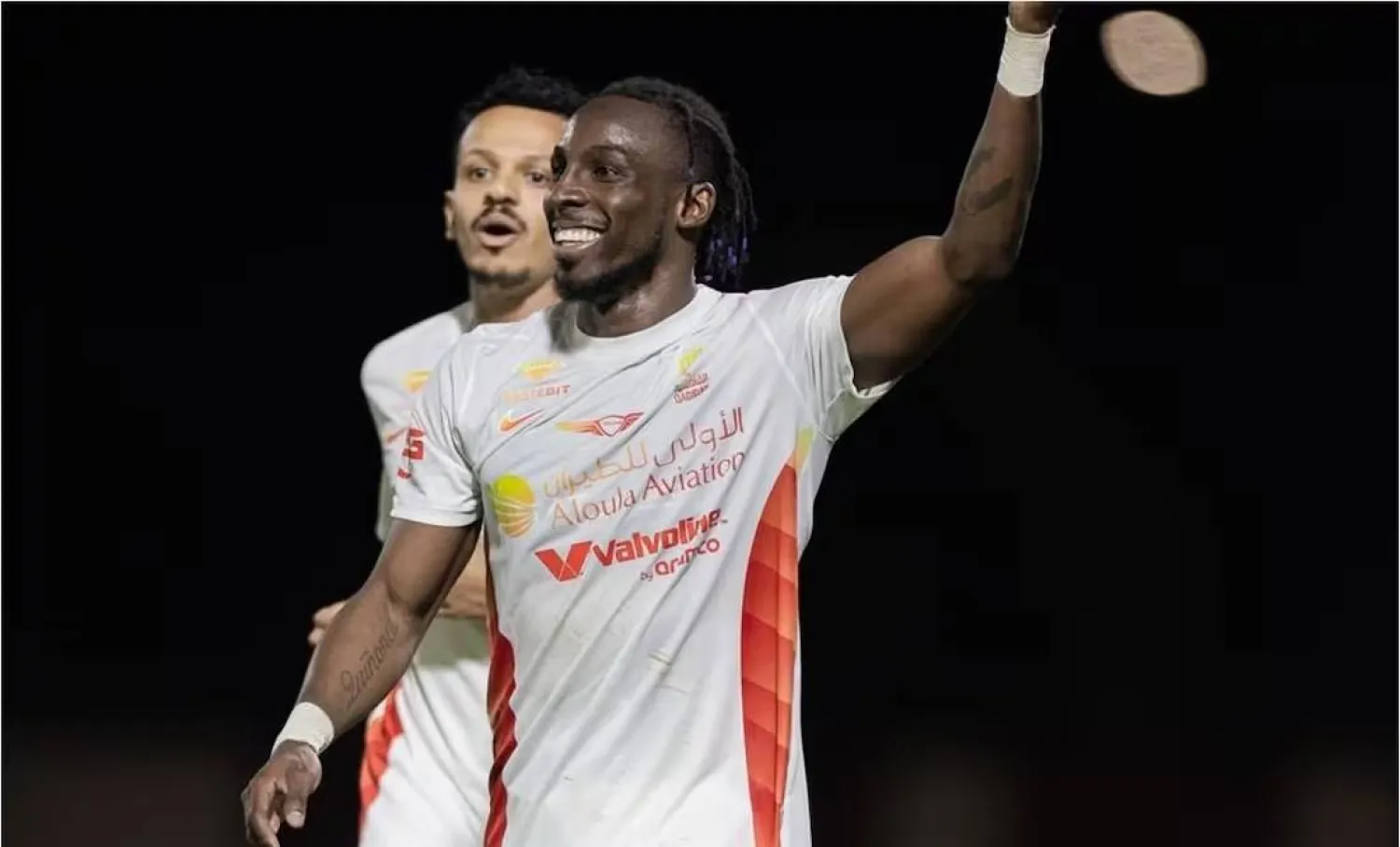 المهاجم المكسيكي جوليان كينونيس (موقع إل يونيفرسال)