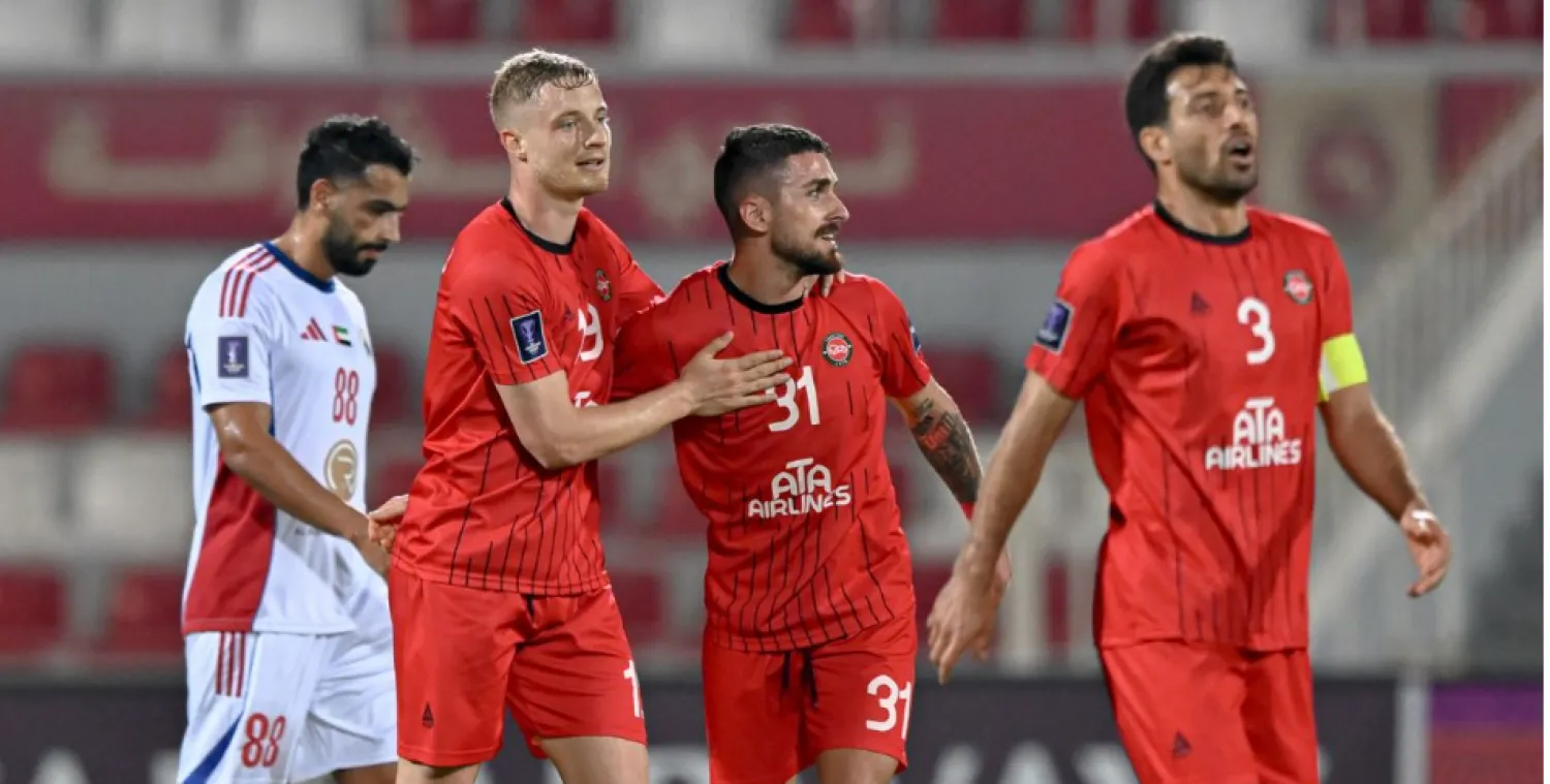 فرحة لاعبي تراكتور بالخماسية في مرمى الشارقة (الاتحاد الآسيوي) 