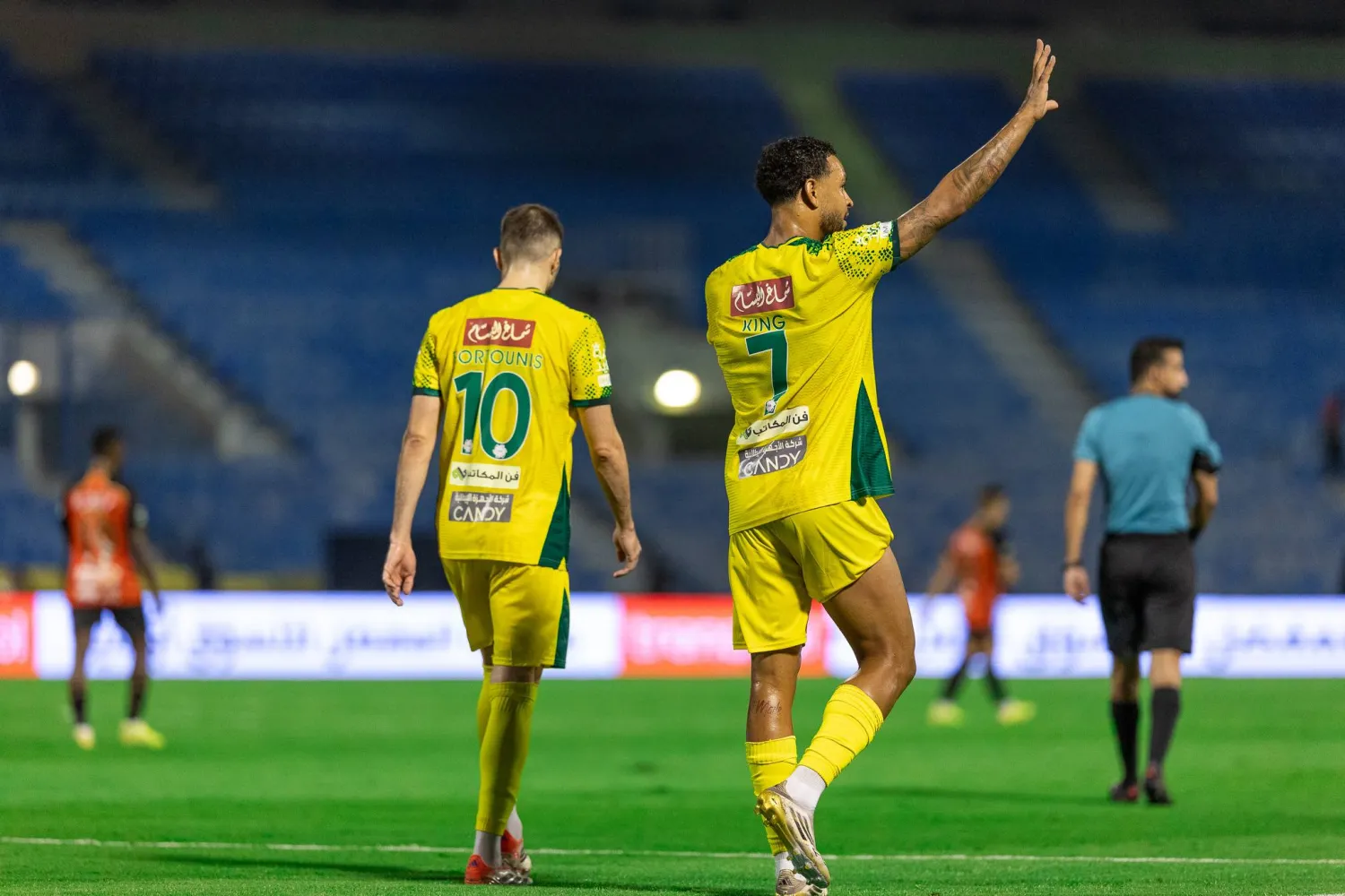 جوشوا صفقة مثالية تترجم رؤية المدرب اليوناني (تصوير: عيسى الدبيسي)