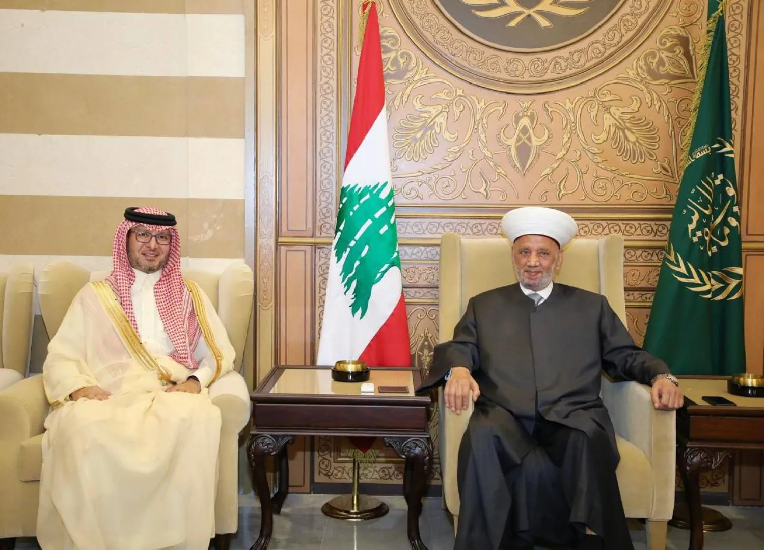 Lebanon’s Grand Mufti Sheikh Abdul Latif al-Derian and Saudi Ambassador to Beirut Waleed Bukhari meet at Dar al-Fatwa in Beirut on Monday. (Saudi Embassy in Lebanon)