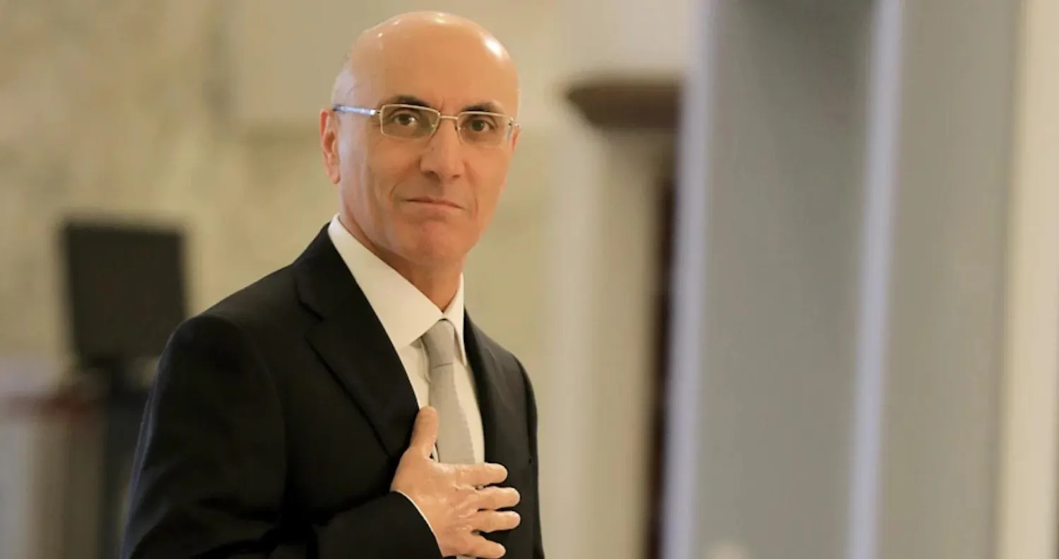 وزير الداخلية اللبنانية أحمد الحجار (الوكالة الوطنية للإعلام)