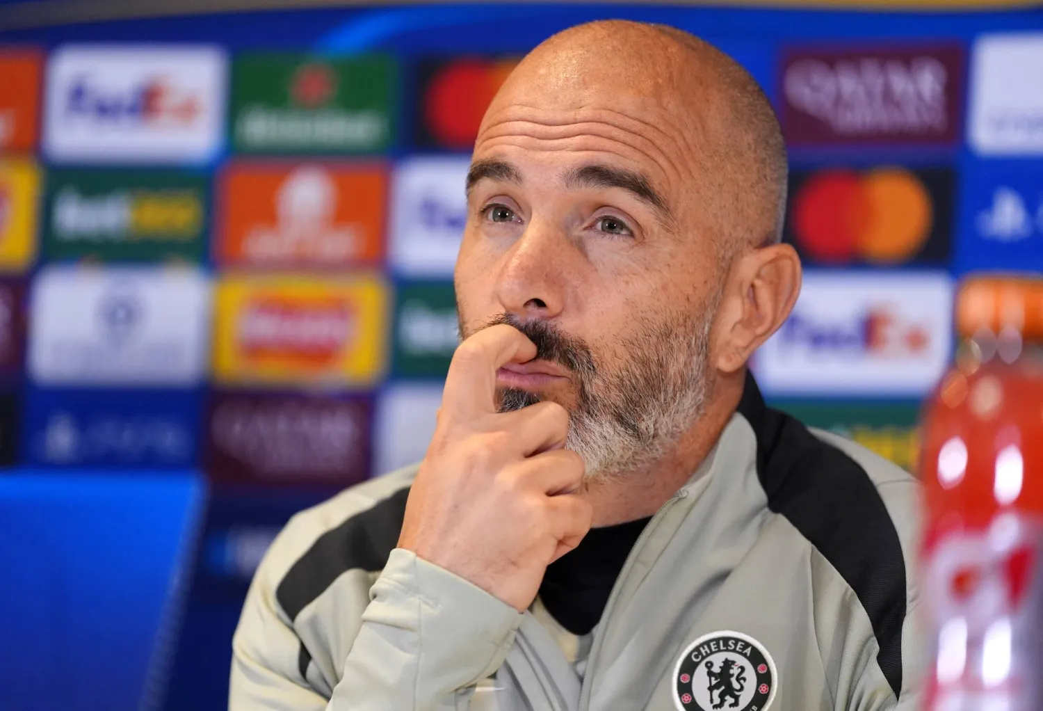 الإيطالي إنزو ماريسكا مدرب تشيلسي (د.ب.أ)