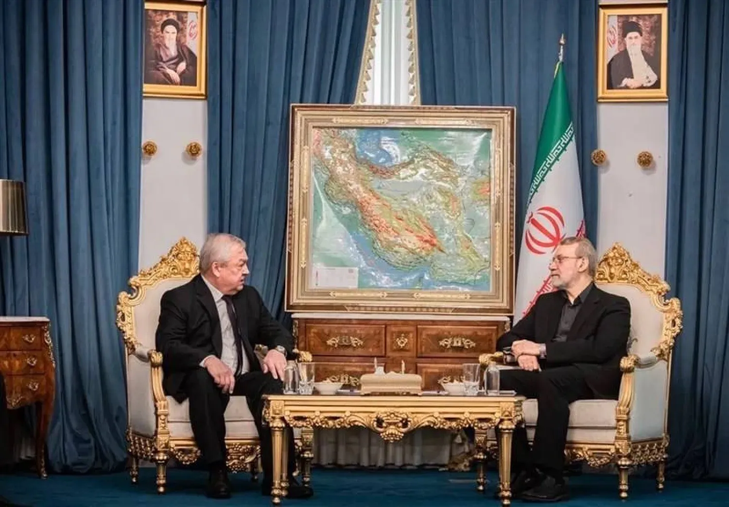 Alexander Lavrentiev, the Russian president’s special envoy to Syria, meets with Ali Larijani, Secretary of Iran’s Supreme National Security Council, in Tehran on Tuesday. (Tasnim) 