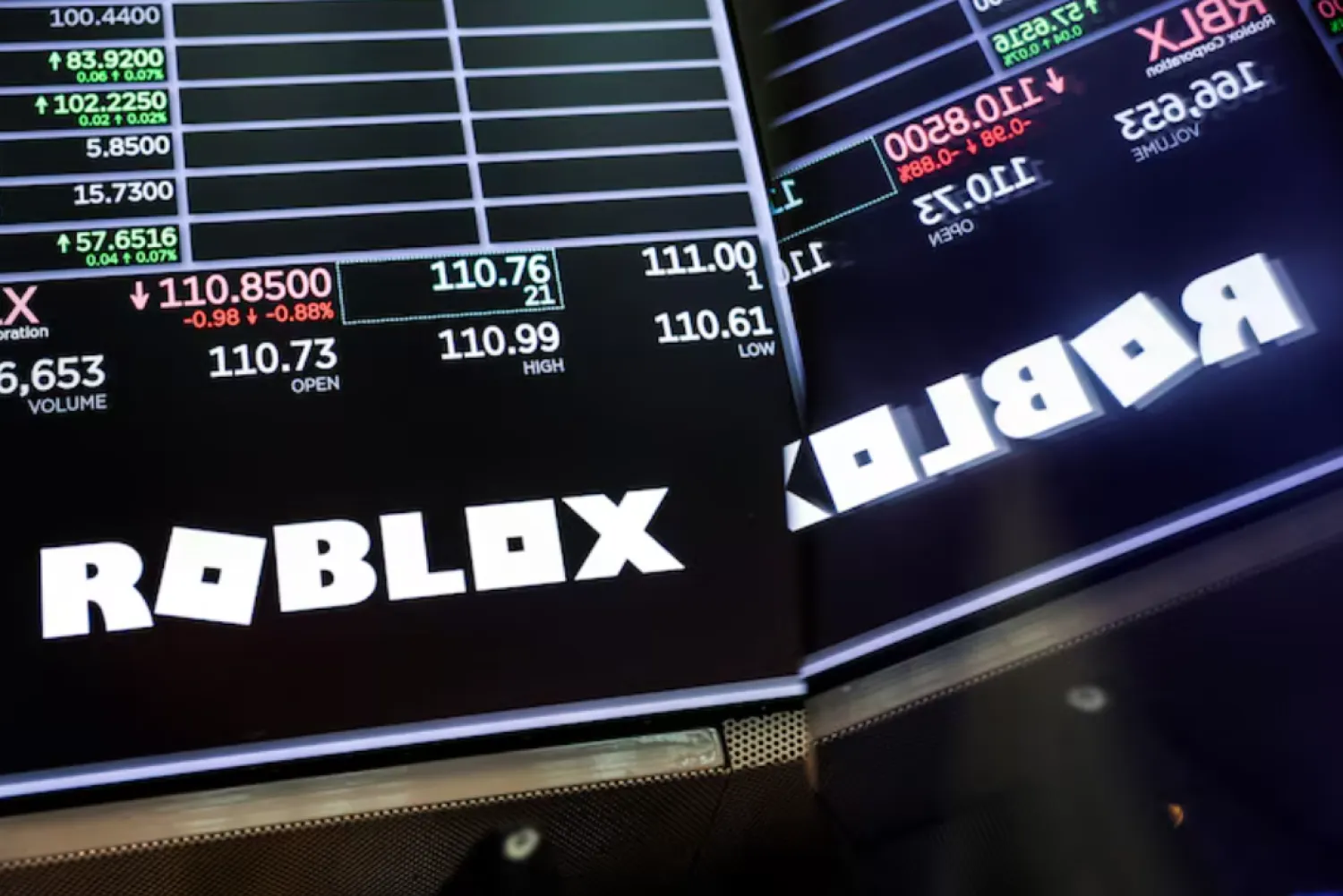 The Roblox logo is displayed on a screen on the floor at the New York Stock Exchange (NYSE) in New York City, US, July 15, 2025. REUTERS/Jeenah Moon 