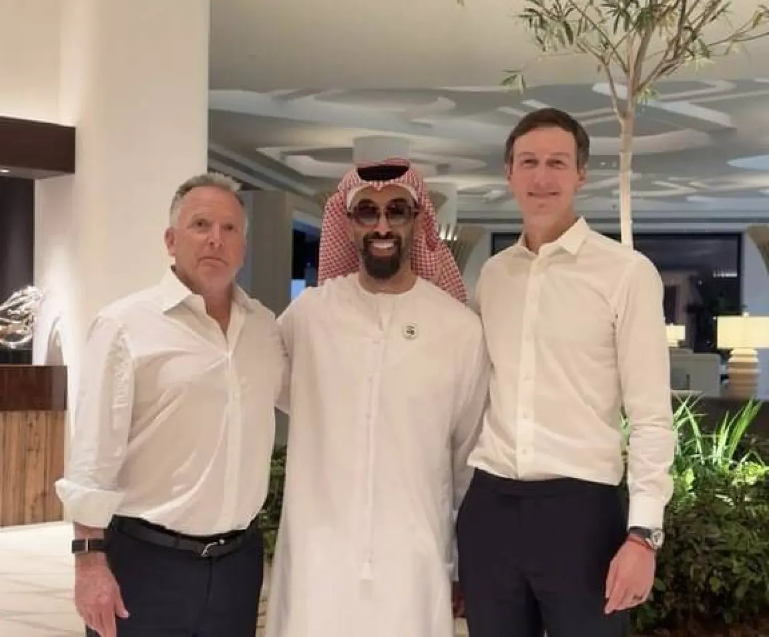 Ulusal Güvenlik Danışmanı Şeyh Tahnun bin Zayid el Nahyan, ABD'nin Ortadoğu Özel Temsilcisi Steve Witkoff ve Jared Kushner (WAM)