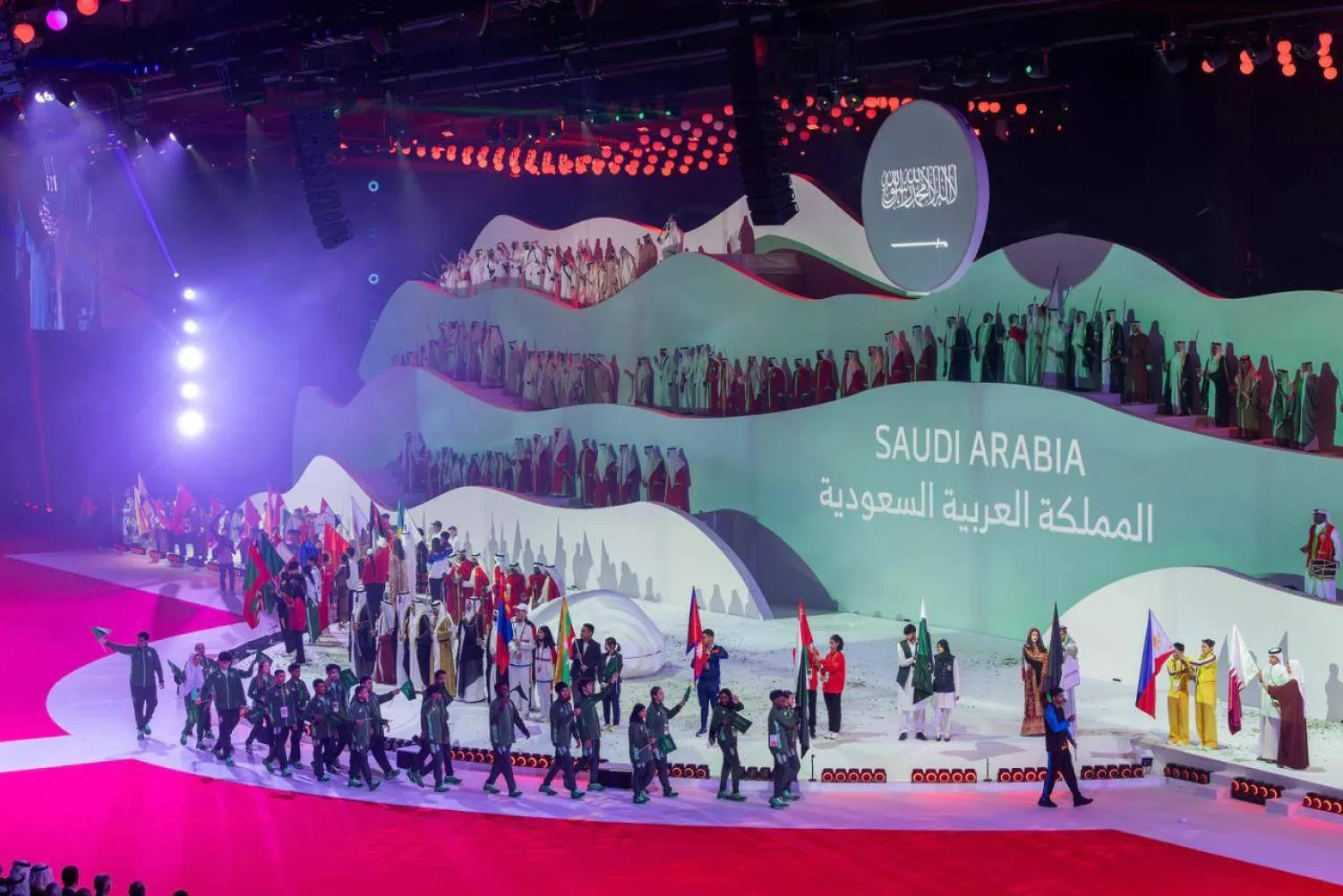 البعثة السعودية خلال مسيرة الدول المشاركة (الشرق الأوسط)