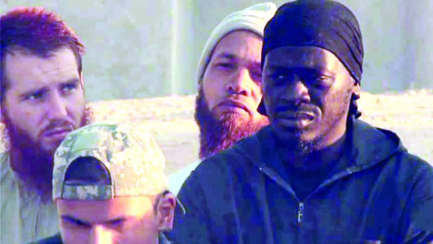 
صورة متداولة لمخيم الغرباء بريف إدلب... وفي الإطار أرشيفية نشرها موقع «فرنس بلو» لعمر ديابي