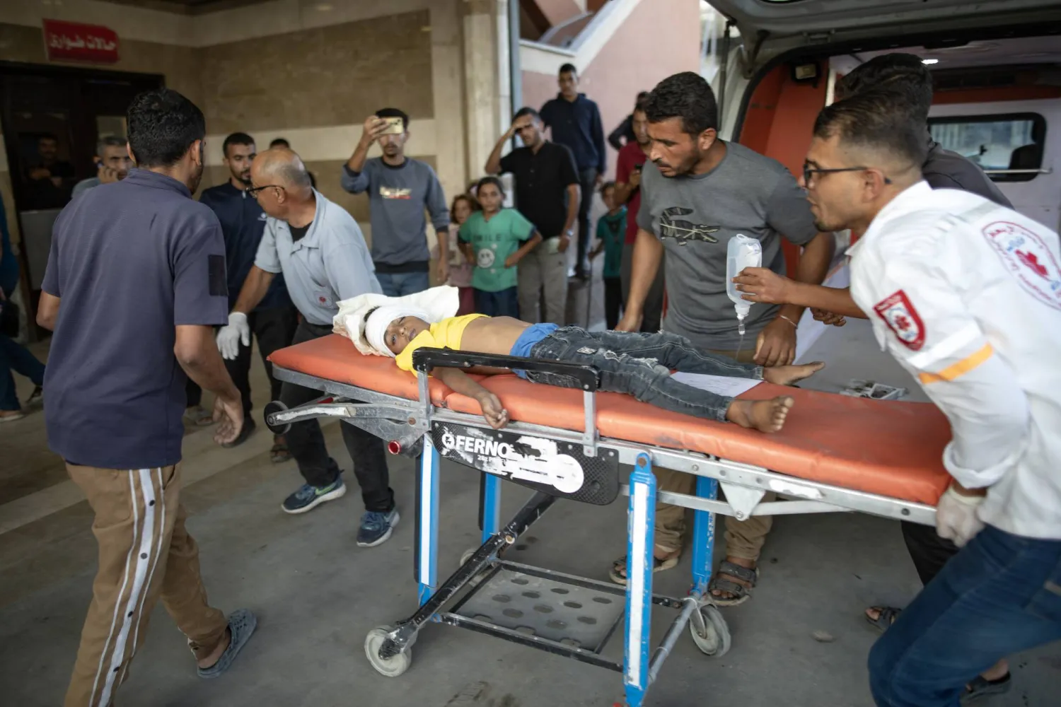 التكلفة الإجمالية لإعادة بناء النظام الصحي في غزة لن تقل عن 7 مليارات دولار (إ.ب.أ)