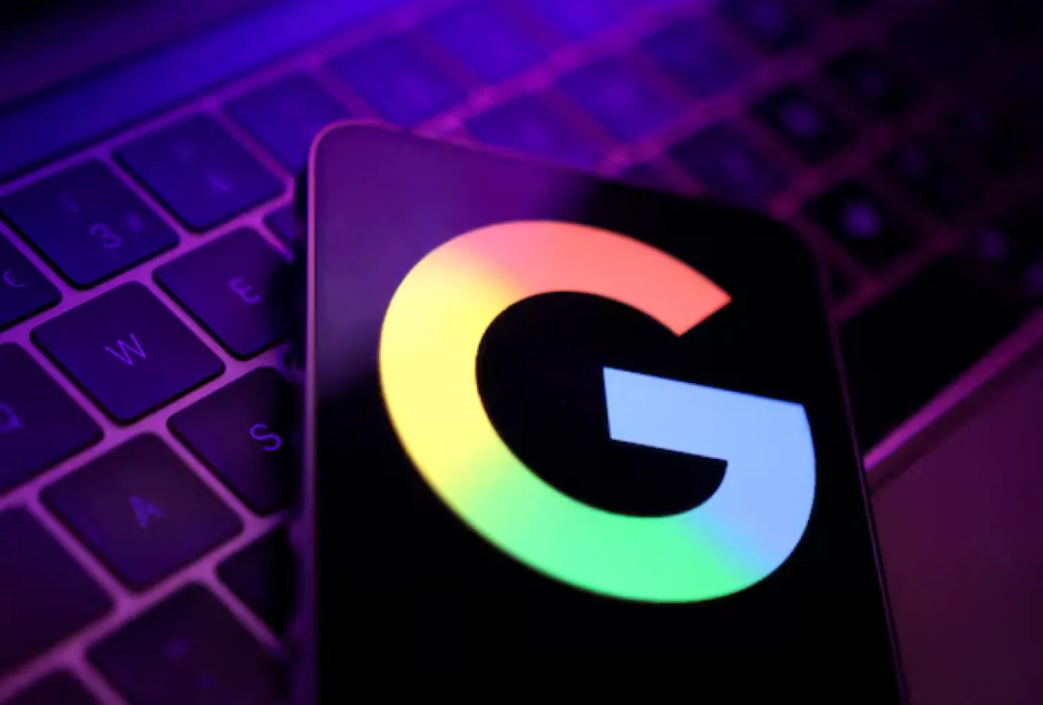 The new Google logo is seen in this illustration taken May 13, 2025. REUTERS/Dado Ruvic/Illustration/File Photo 