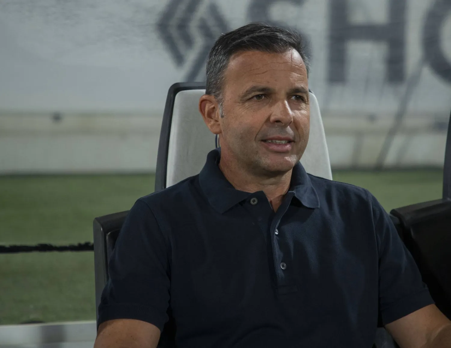 خافيير كاليخا مدرب فريق الرياض (تصوير: يزيد السمراني)