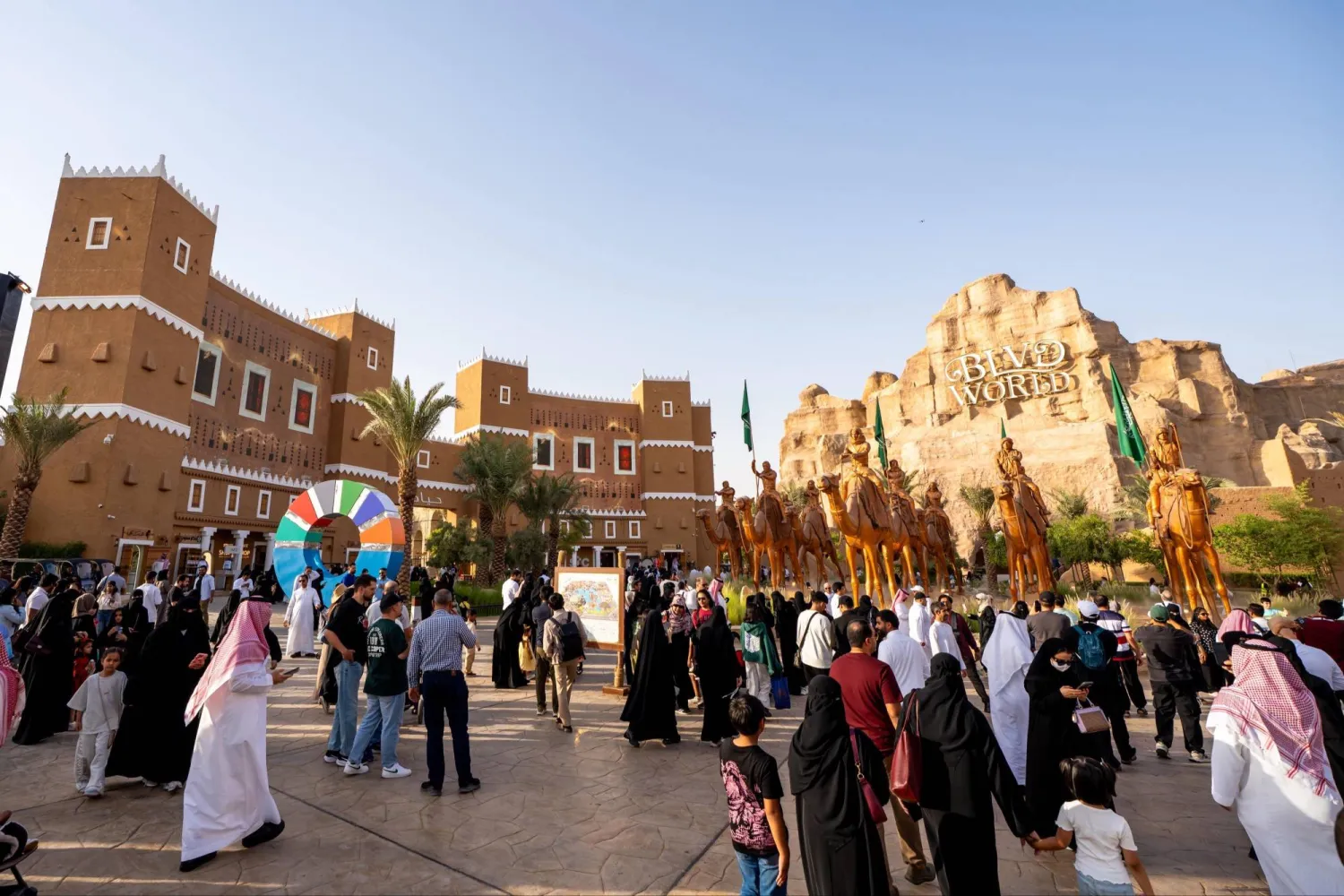 «موسم الرياض» يستقطب اهتماماً واسعاً من الجمهور المحلي والدولي (هيئة الترفيه) 
