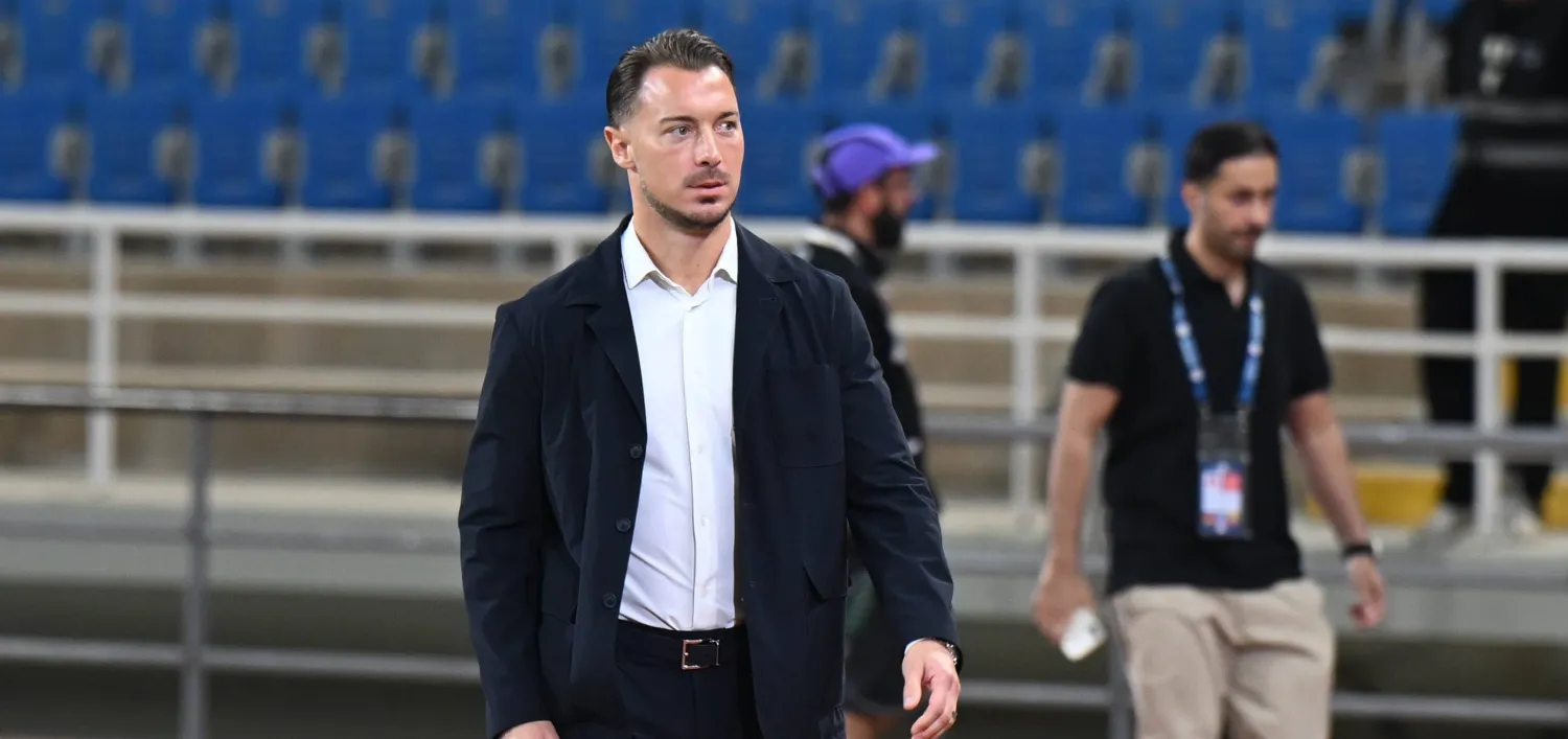 الألماني ماتياس يايسله مدرب فريق الأهلي (تصوير: بشير صالح) 