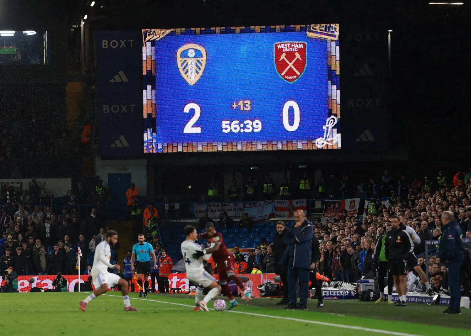 وست هام سقط من جديد على أرض ليدز (رويترز)