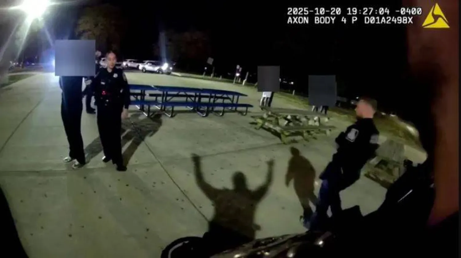 عدد من الضباط في المدرسة (شرطة مقاطعة بالتيمور)