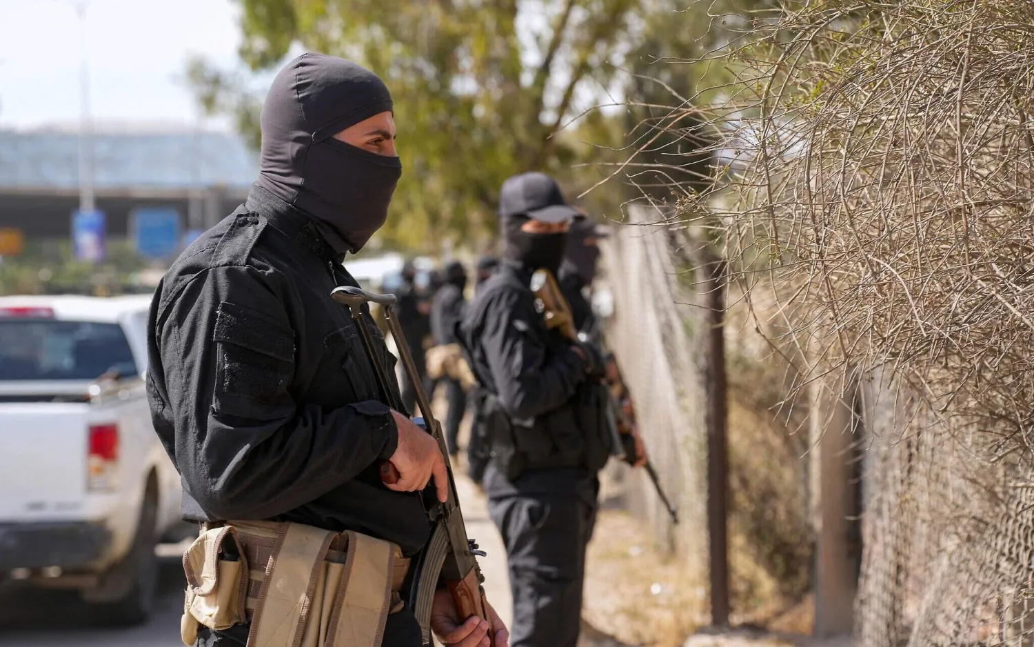 عناصر من قوات الأمن السورية (أ.ف.ب)