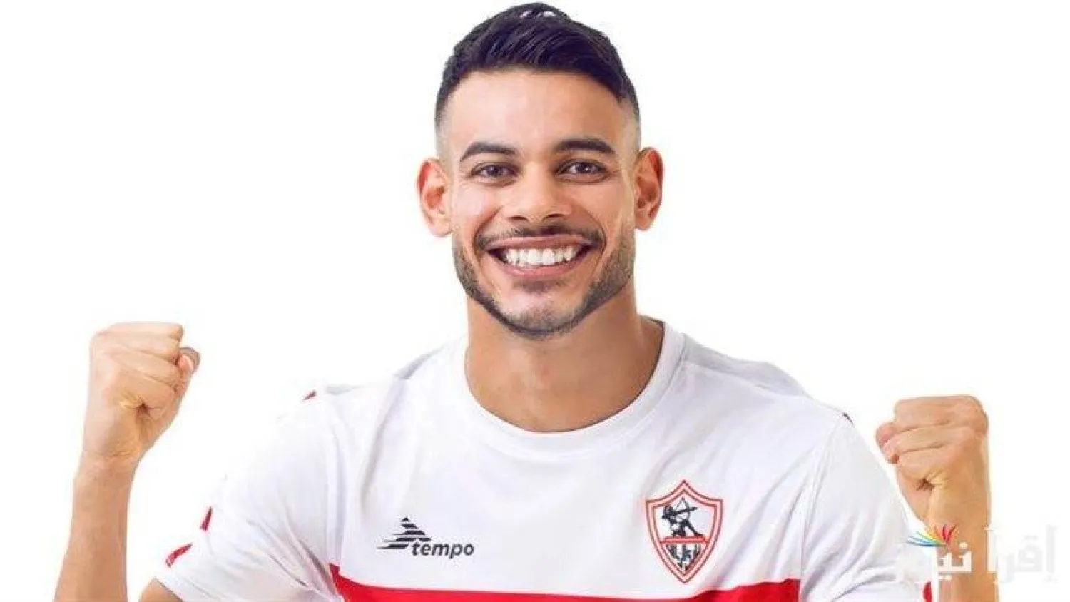 نبيل عماد «دونغا» لاعب وسط الزمالك (نادي الزمالك)