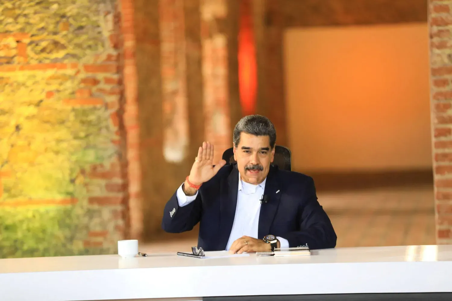 Venezuela Devlet Başkanı Nicolas Maduro, ülkesi ile komşusu Trinidad ve Tobago arasındaki doğalgaz anlaşmalarının askıya alındığını duyurdu (Reuters)