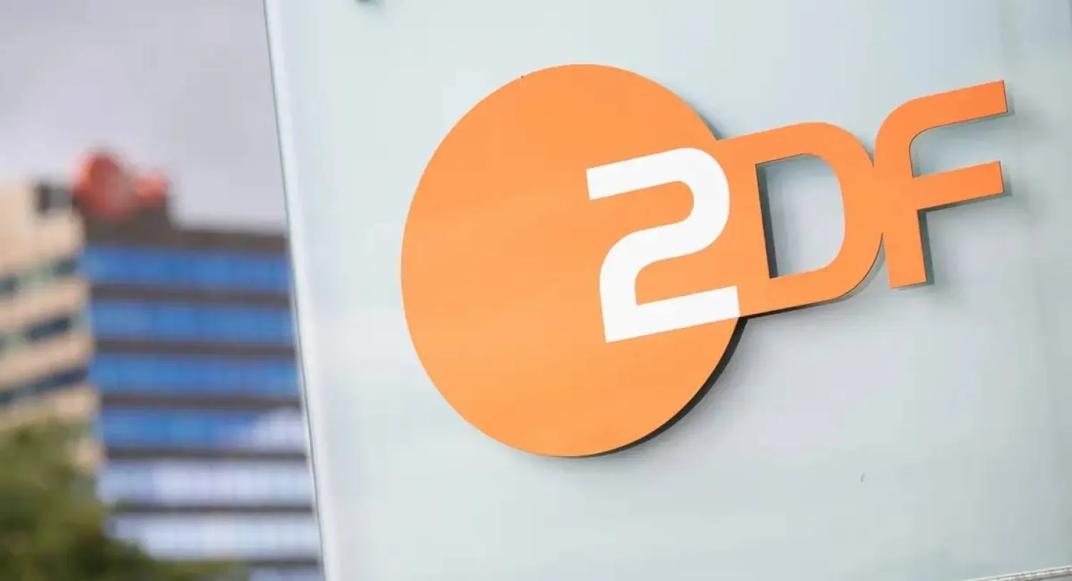 شعار القناة العامة الألمانية «زي دي إف» (د.ب.أ)