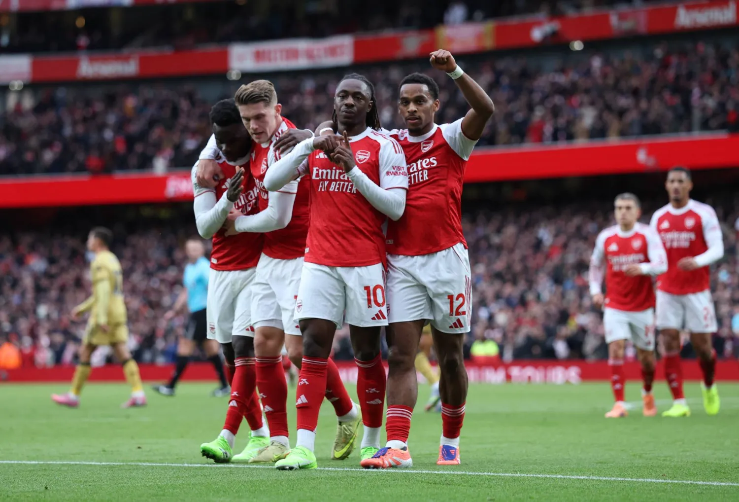 لماذا أصبح آرسنال فريقاً لا يُقهر؟